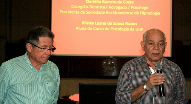 Dr. Doriélio Barreto encerra progamação de cursos abordando Hipnose clínica